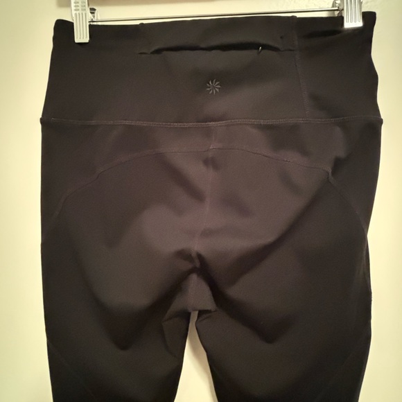 Athleta Aurora Precision Black Reflective Rainbow Dot 7/8 Leggings- M NWOT - Picture 12 of 16